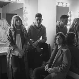 Glorioso Dia ft. Kristian Stanfill